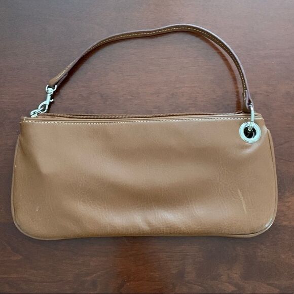 XOXO clutch - Picture 2 of 11